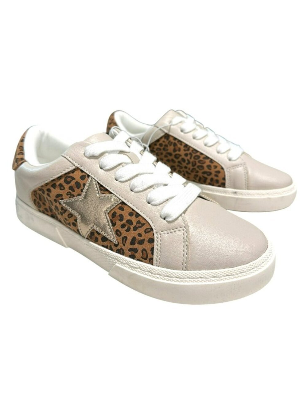 Leopard Print Sneakers With Metallic Star Accent Kids Size 4 New